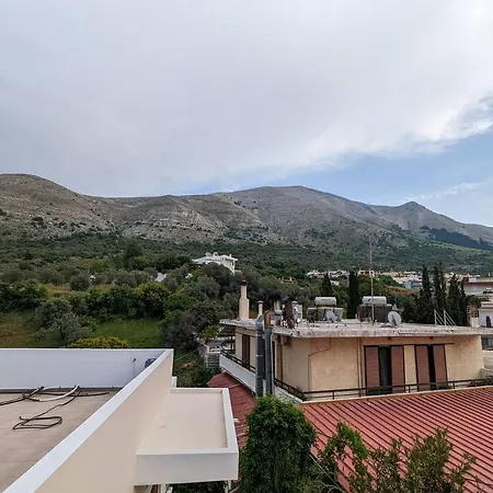 Apartment Tharenos *